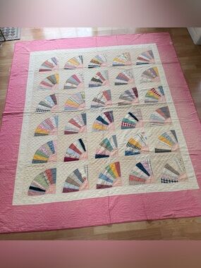 Classic Vintage Handmade Grandmothers Fan Patchwork Quilt 87.5x77.5